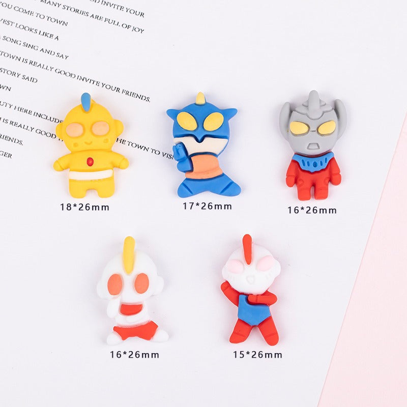 【B021】Mini Ultraman - DIY Cream Glue Resin Phone Case Accessories